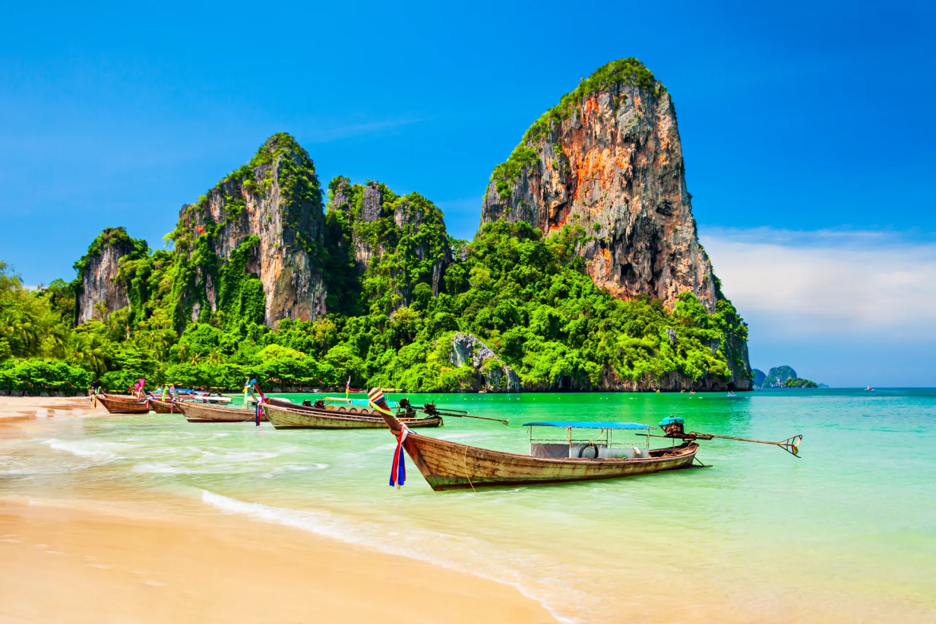 Discover vacation destinations in Asia