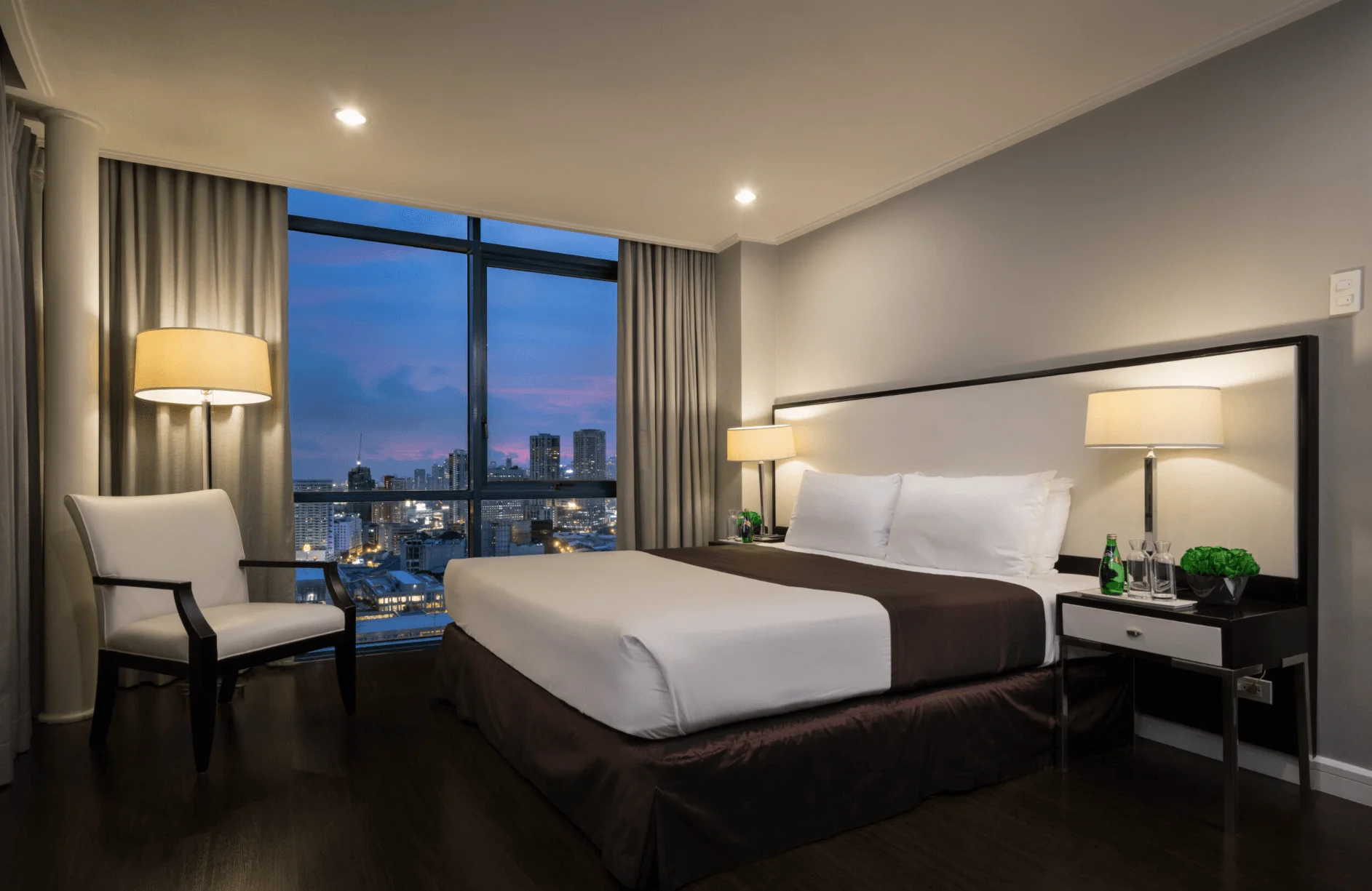 6 Astoria Properties You Can Visit to Celebrate Your Retirement